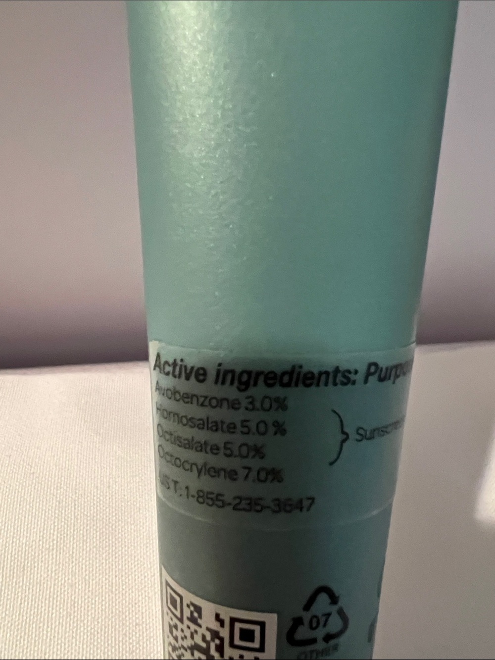 ELEMIS Pro-Collagen Skin Protection Fluid SPF 50 - Picture 4 of 4